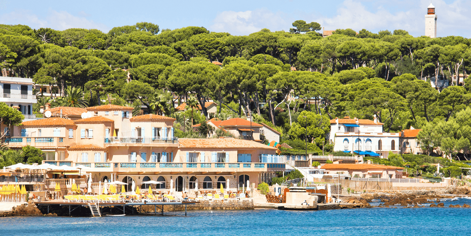 Débarras au Cap d'Antibes | Villas & Propriétés de Prestige