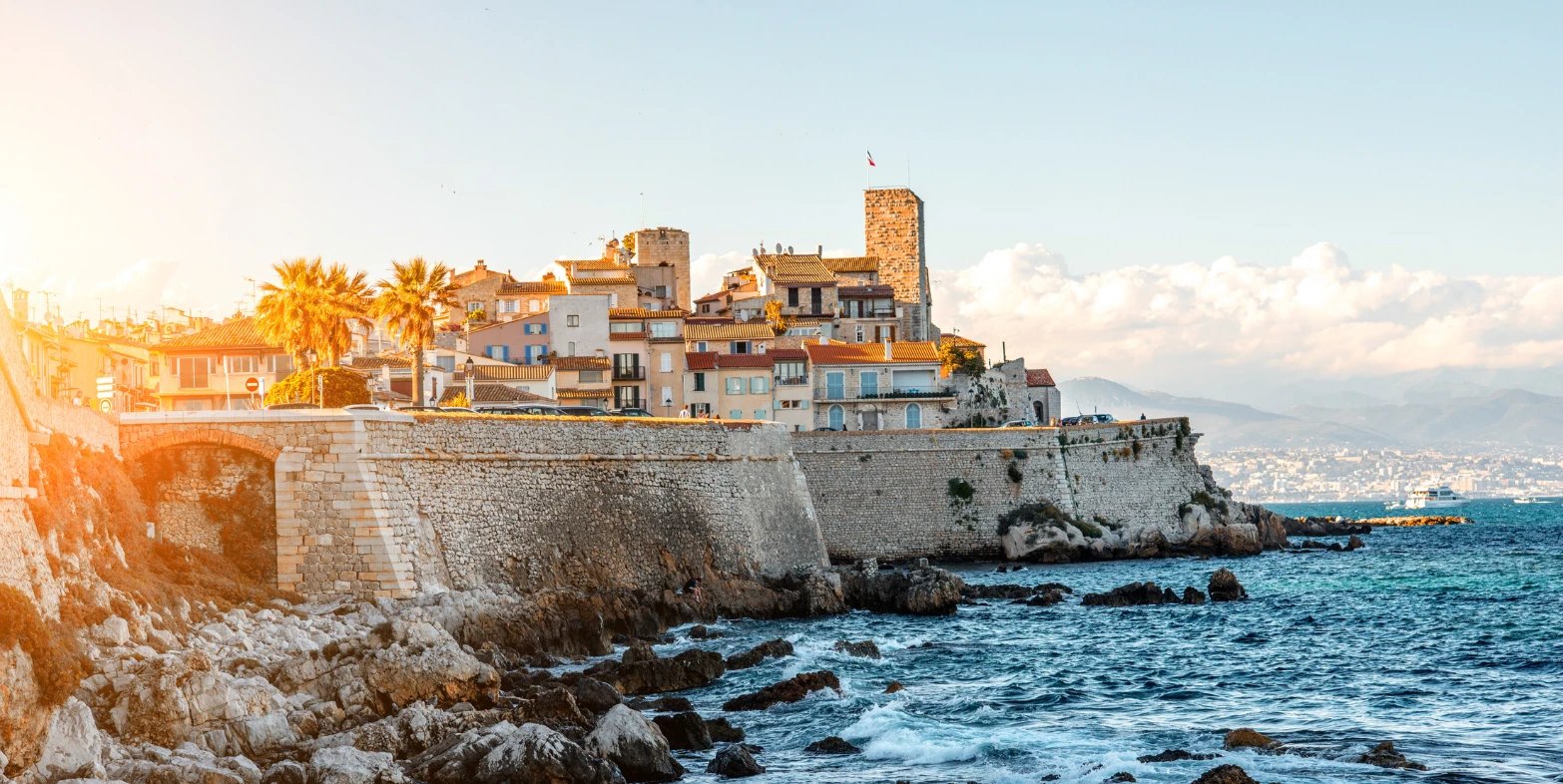 Débarras professionnel à Antibes